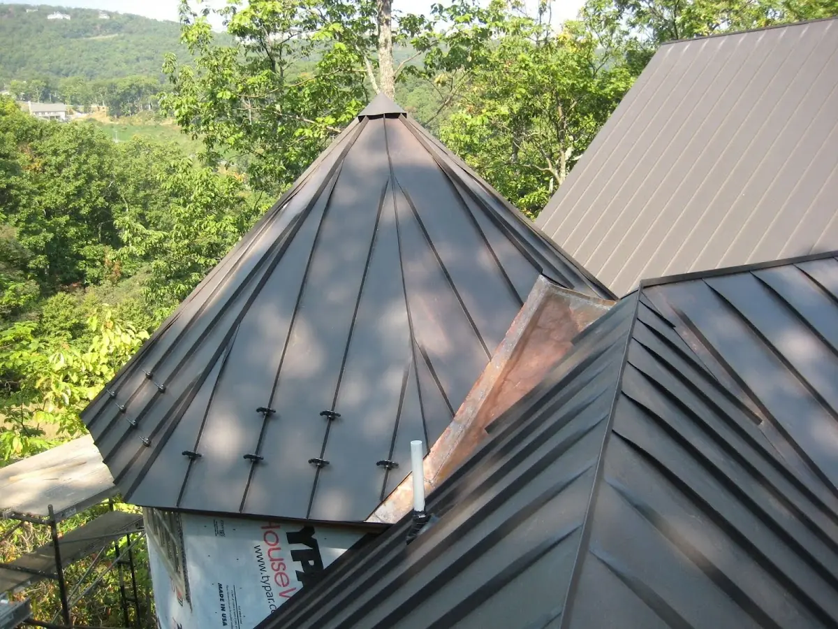 Professional Roof Tarp Installation by Craftsman Roofing in Tower Triangle